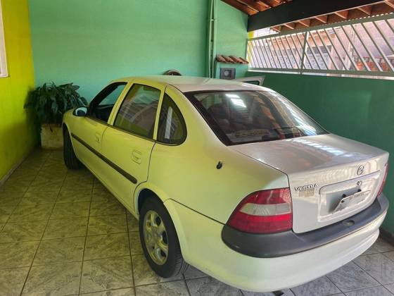 CHEVROLET VECTRA 2.0 MPFI GL 8V GASOLINA 4P MANUAL